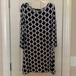 Hourglass Lilly tunic. Navy and white size M